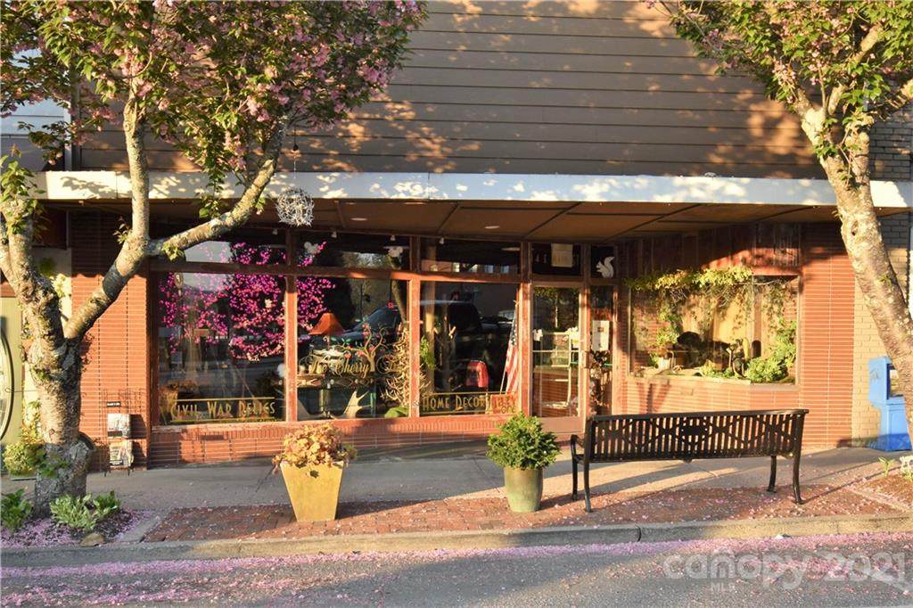 14 Main Street - Photo 1