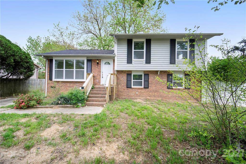 1016 Wilson Boulevard - Photo 1