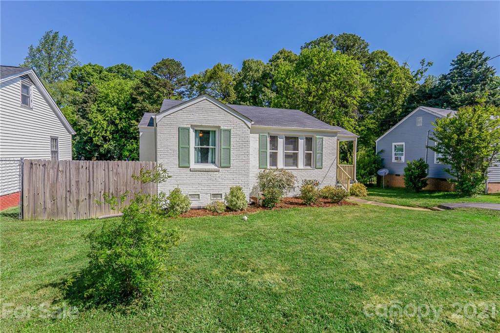 1032 Druid Circle - Photo 1