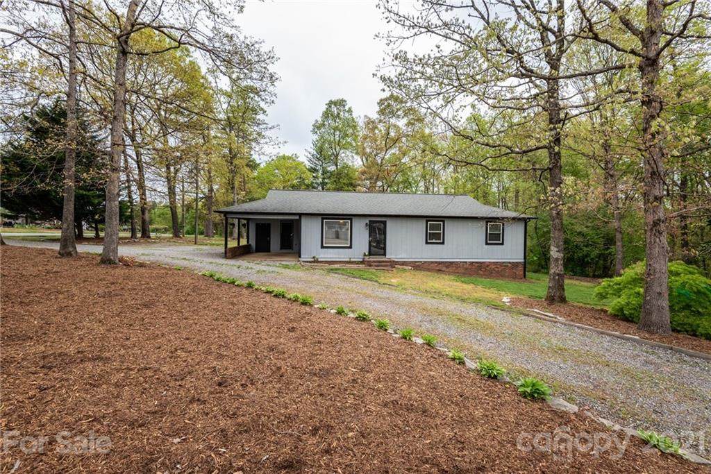 2807 34th Avenue - Photo 1