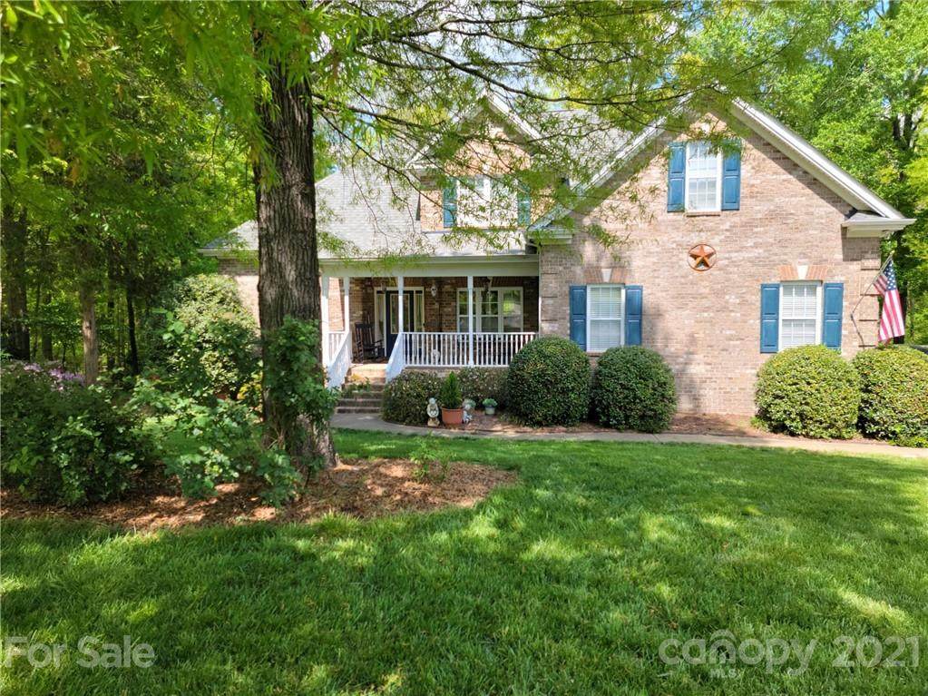 5809 Meadowmere Drive - Photo 1