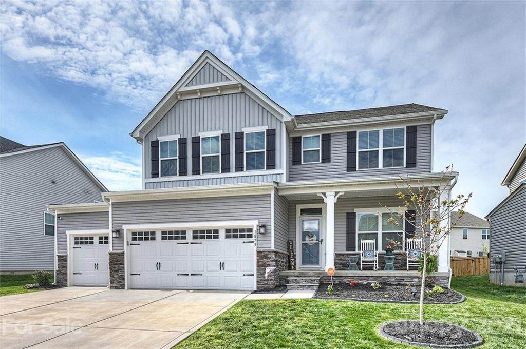 1875 Scarbrough Circle - Photo 1