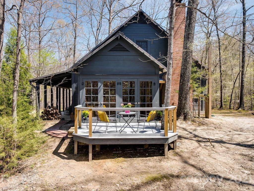 1386 Old Pinckney Road - Photo 1