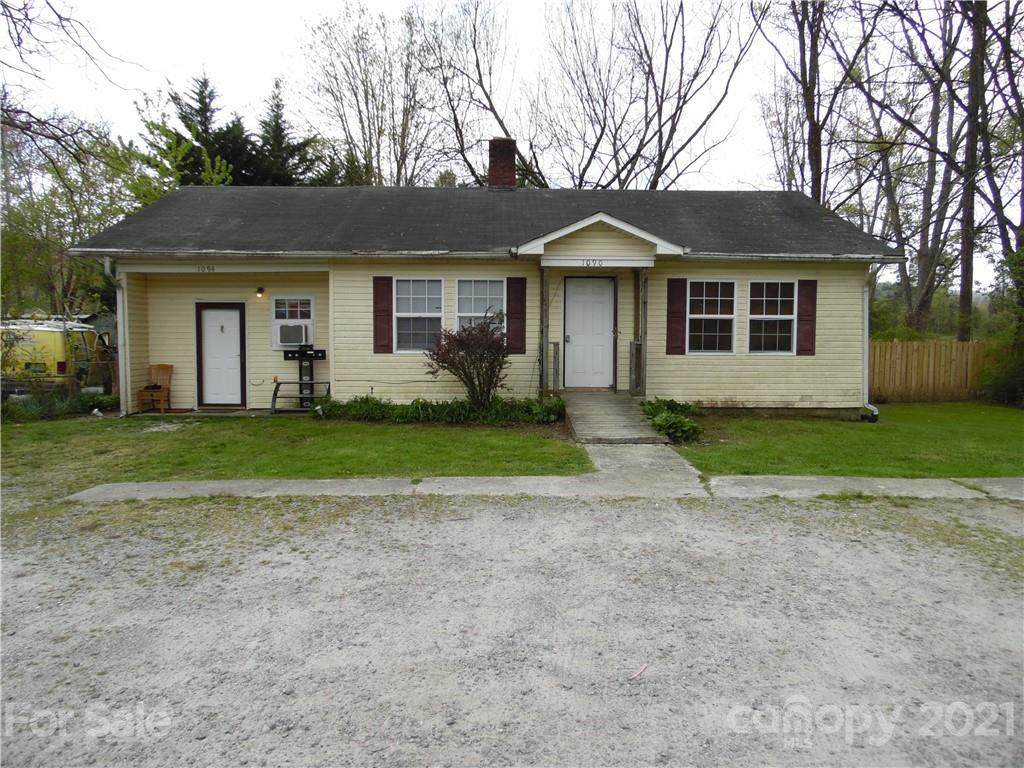 1090 Old Hendersonville Road - Photo 1