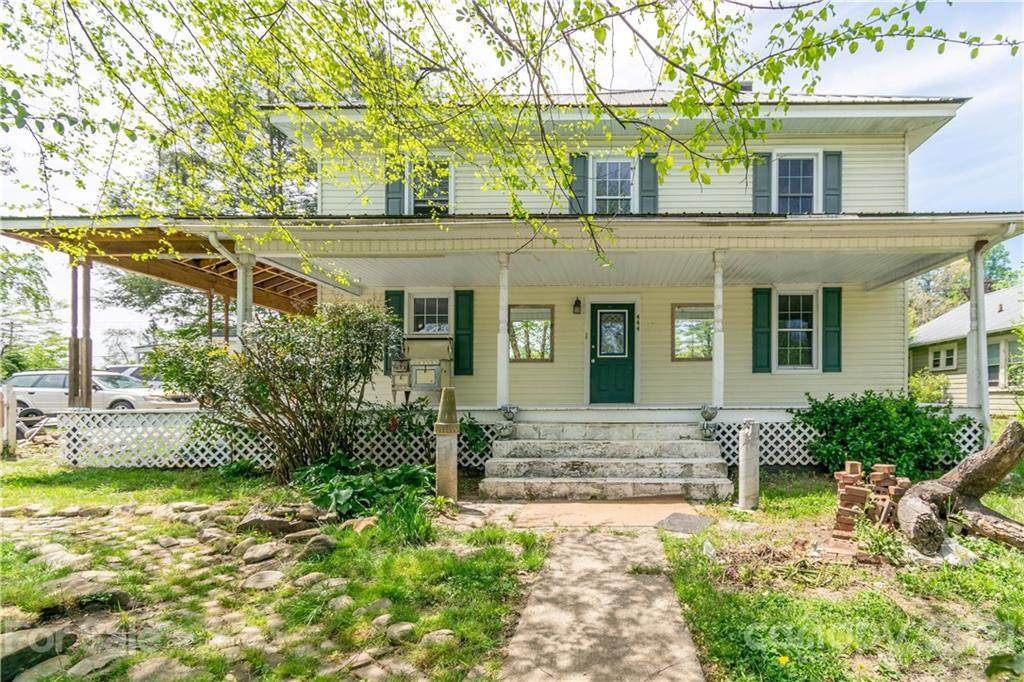 444 Broad Street - Photo 1