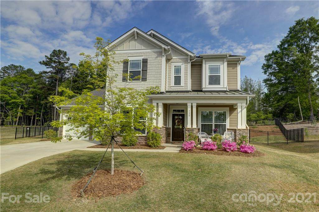 720 Laurel Oaks Court - Photo 1