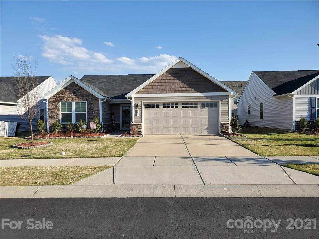 542 Cherry Blossom Avenue - Photo 1