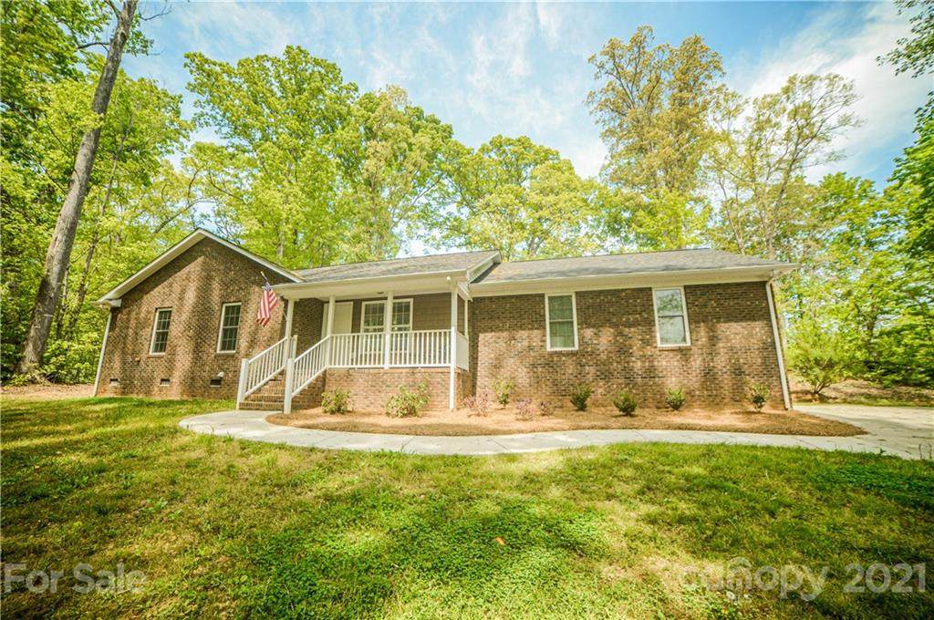 38497 Airport Road - Photo 1