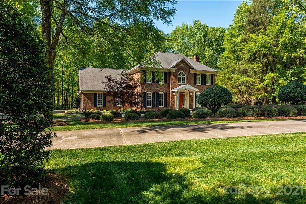 9415 Hood Road - Photo 1