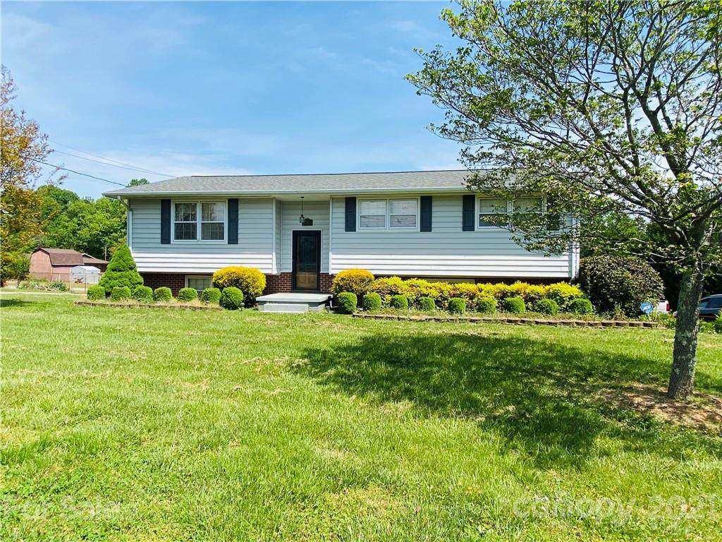 216 Tanglewood Drive - Photo 1
