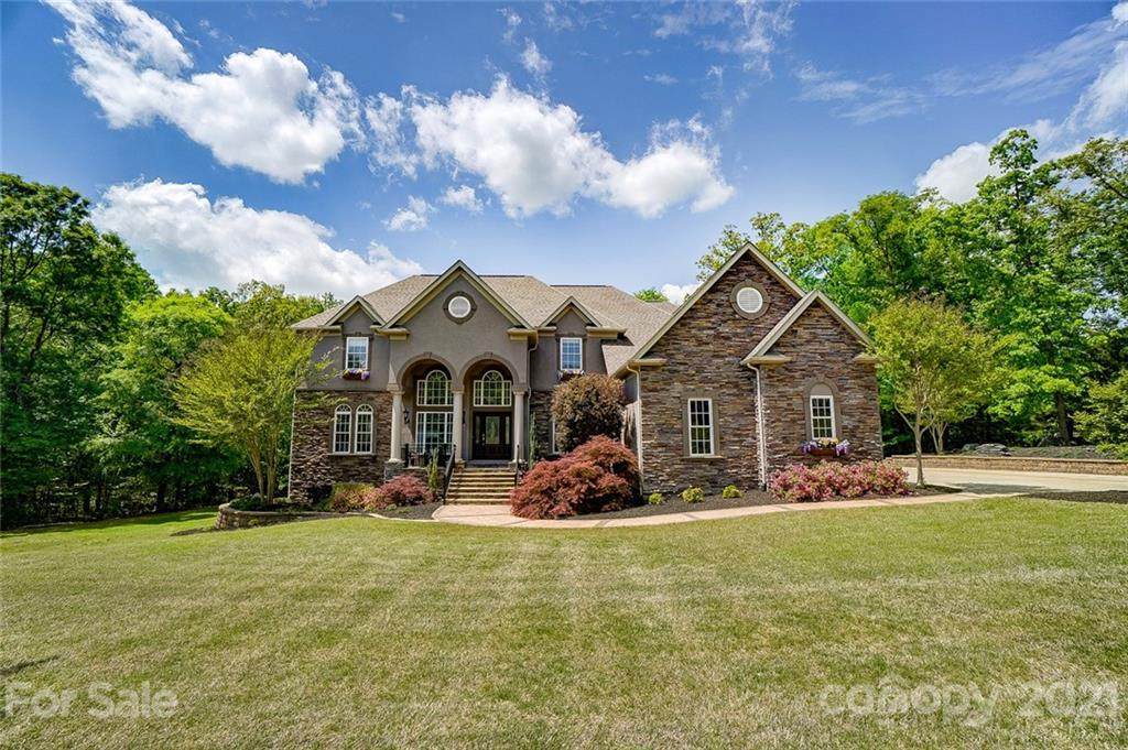 5016 Crofton Drive - Photo 1