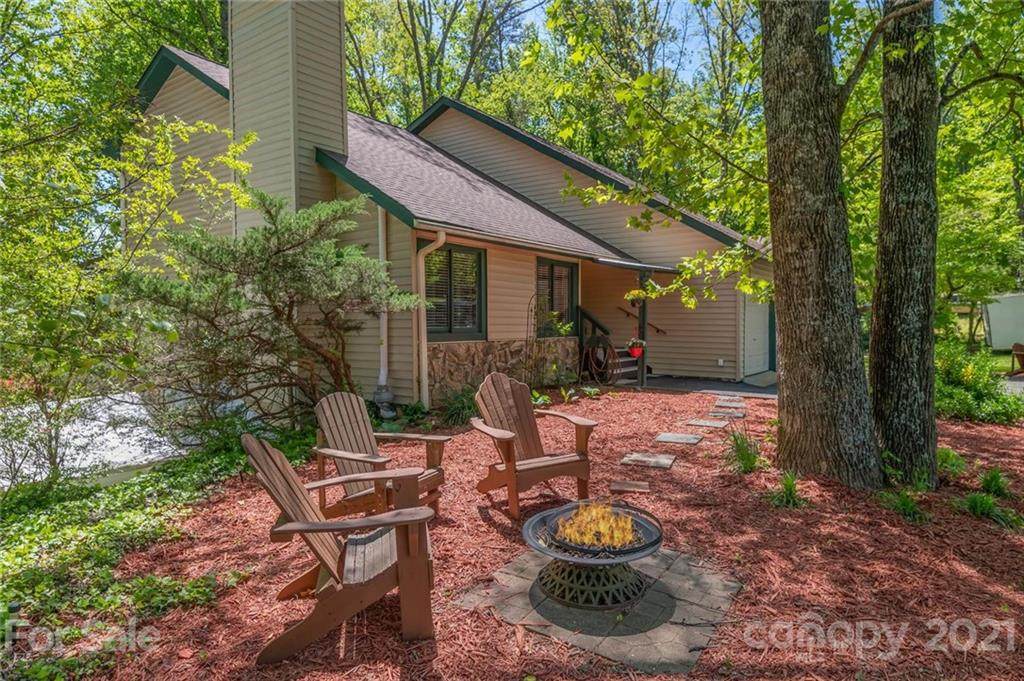 383 Holly Hill Drive - Photo 1