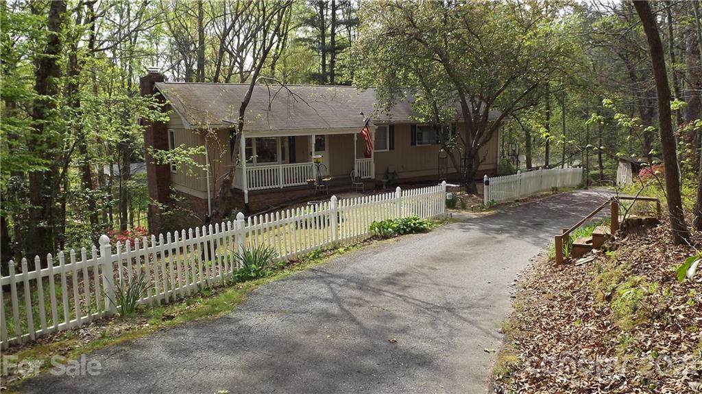 228 Robinwood Trail - Photo 1