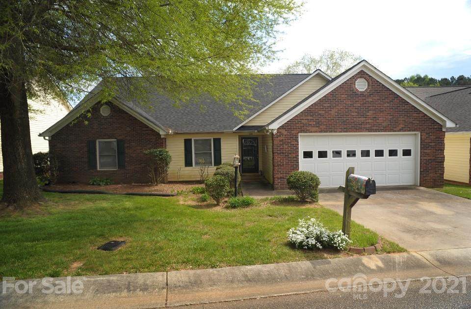 134 Pond View Drive - Photo 1