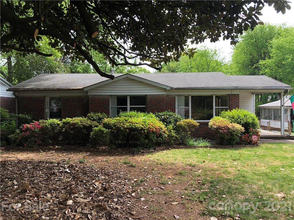 4341 University Drive - Photo 1