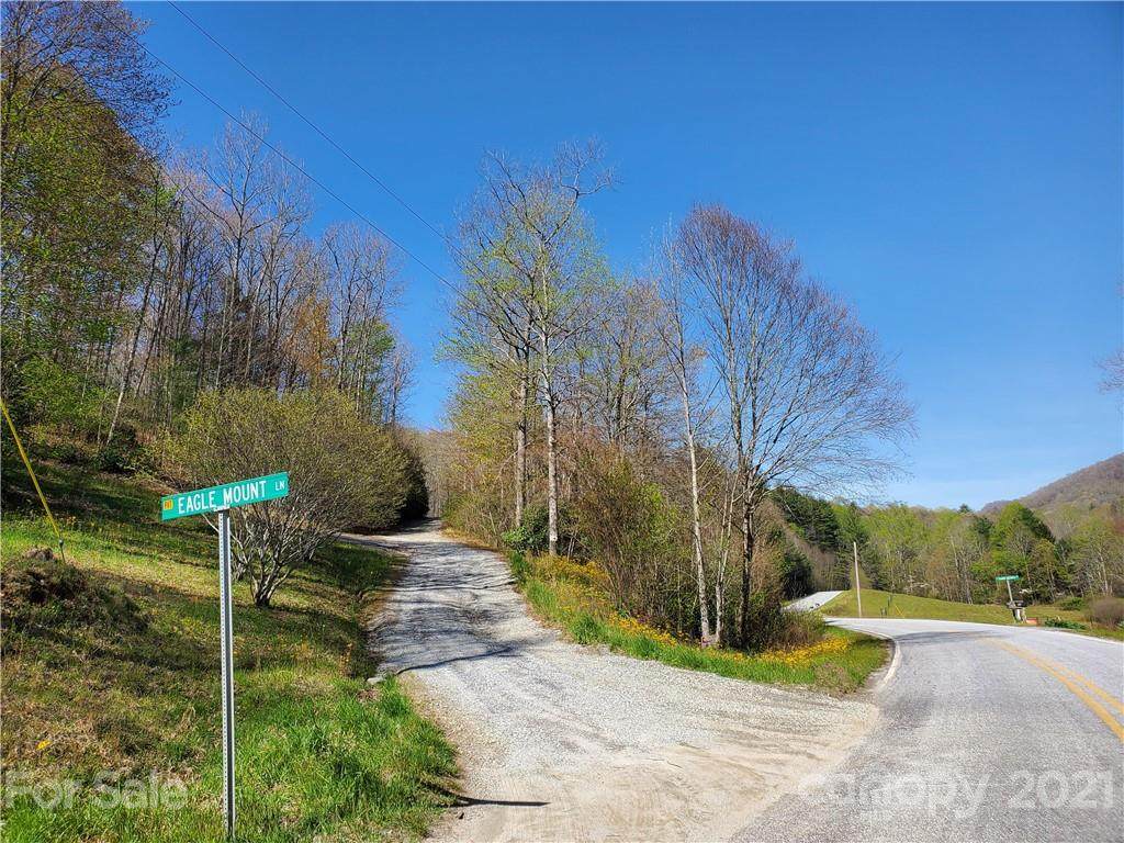 137 Eagle Mount Lane - Photo 1