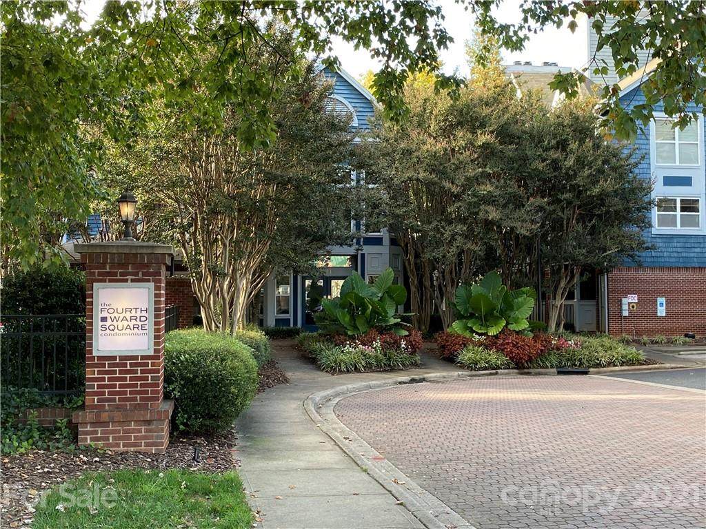 505 Graham Street - Photo 1