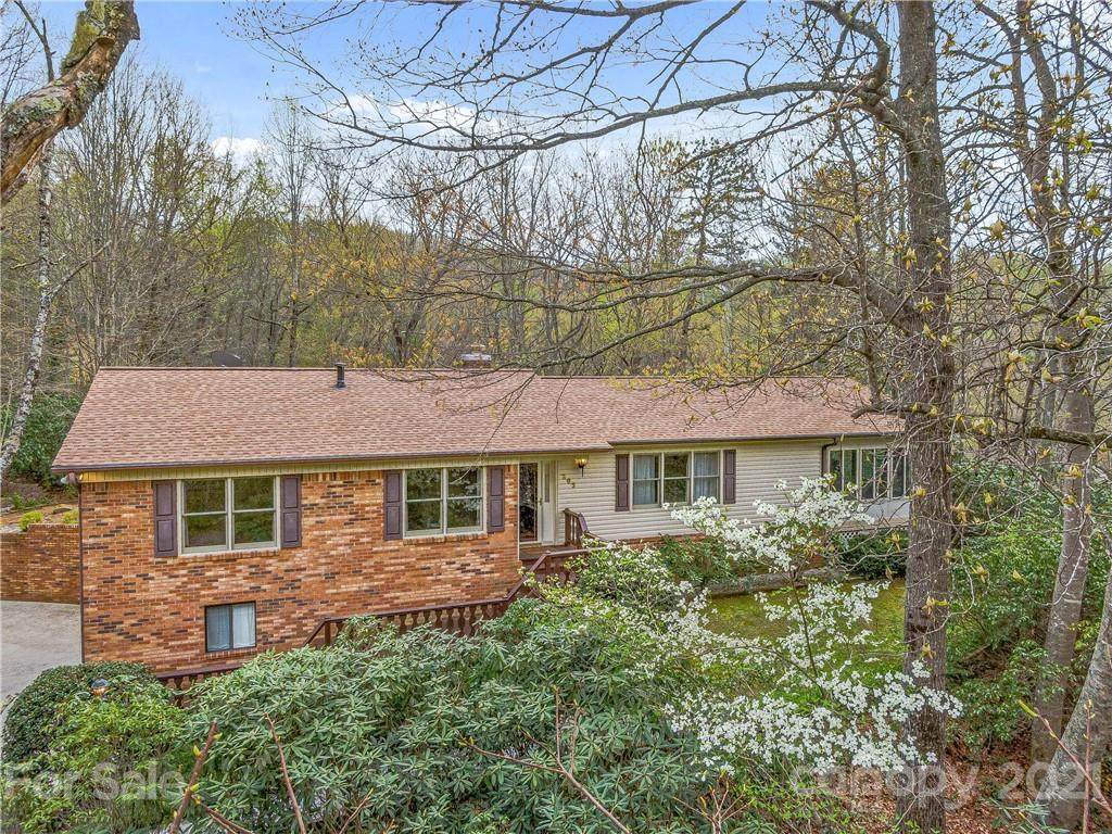 203 Haywood Knolls Drive - Photo 1