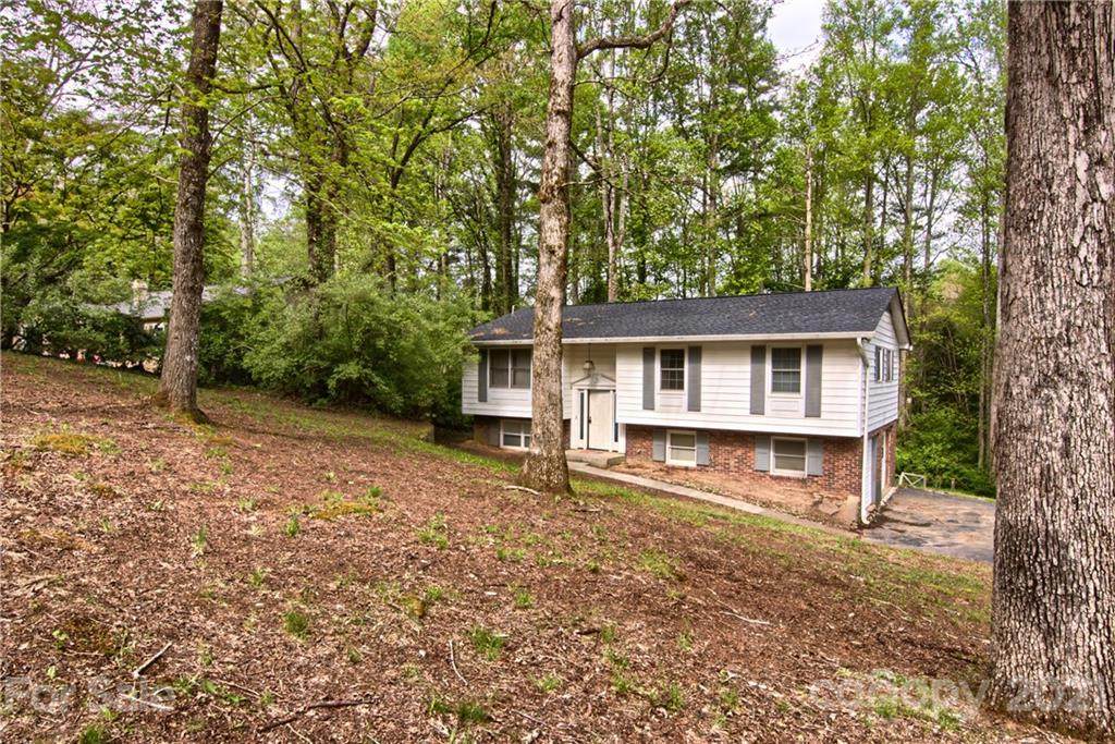 155 Timberlane Drive - Photo 1
