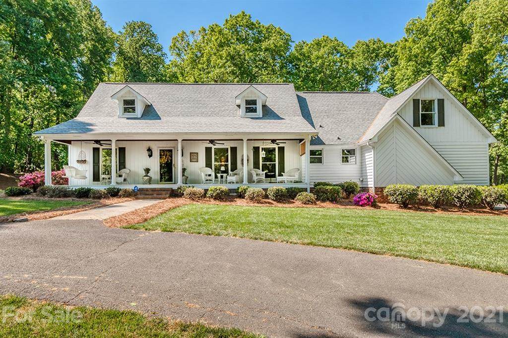 11052 Despa Drive - Photo 1