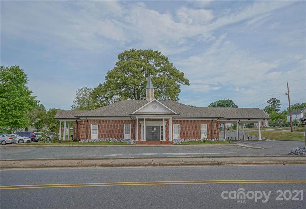 600 Main Street - Photo 1