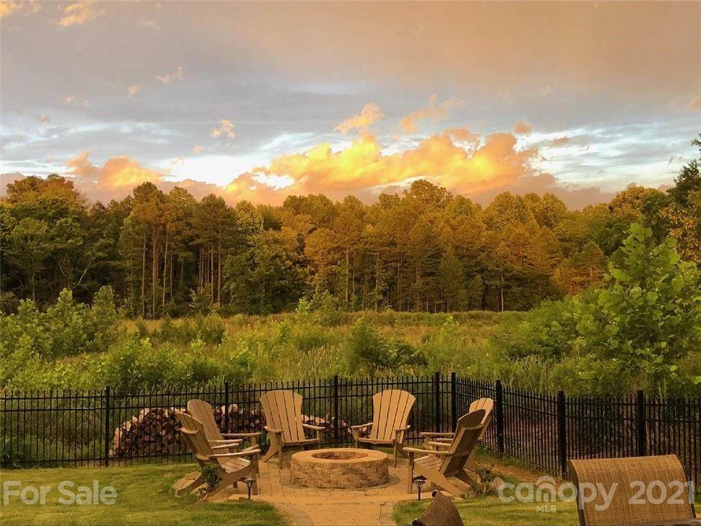 15202 Colonial Park Drive - Photo 1
