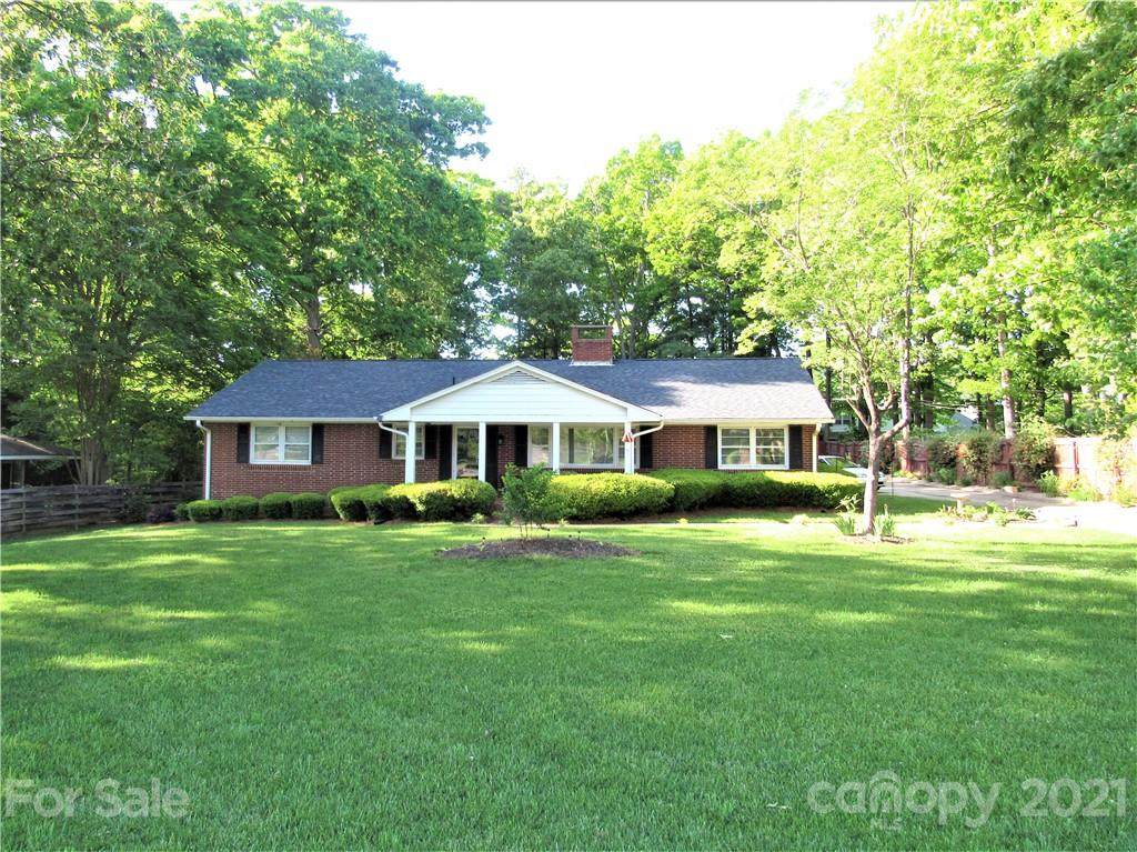 1836 Garrison Boulevard - Photo 1