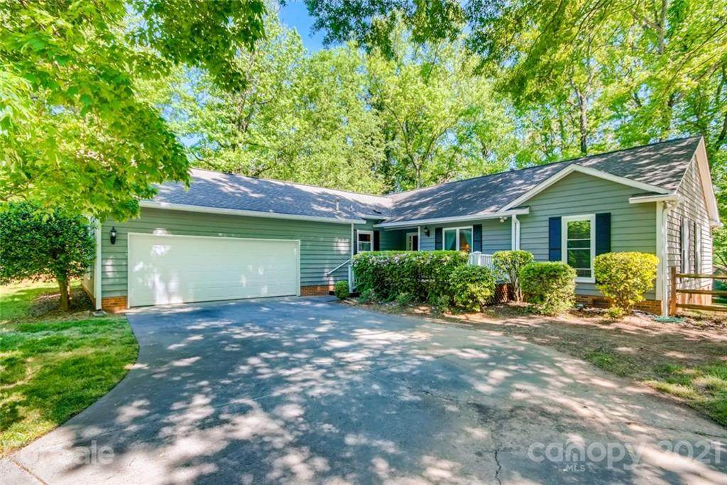 9034 Deerpark Lane - Photo 1