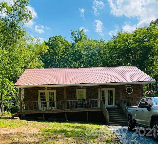 147 Hedgeline Drive - Photo 1
