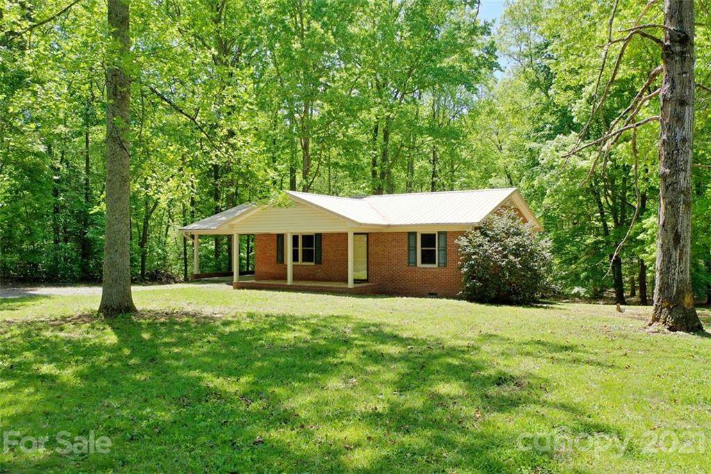 576 Beech Drive - Photo 1