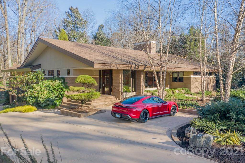 2827 Rothwood Drive - Photo 1