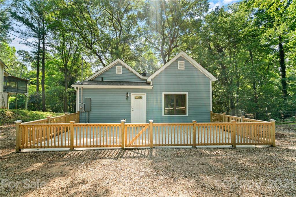 481 Short Street - Photo 1