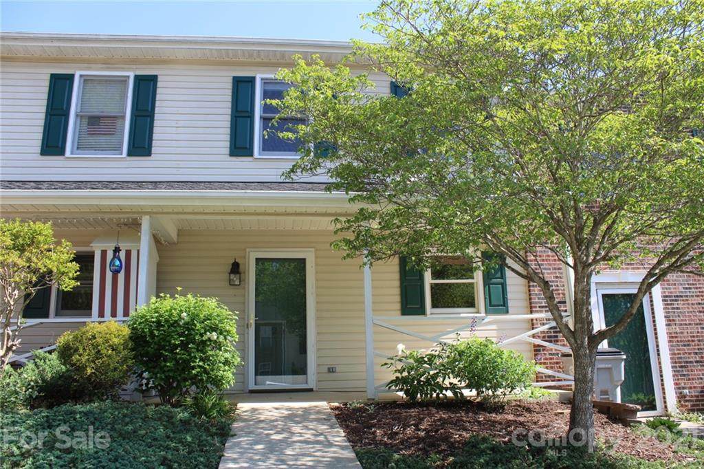 1219 Camelot Court - Photo 1