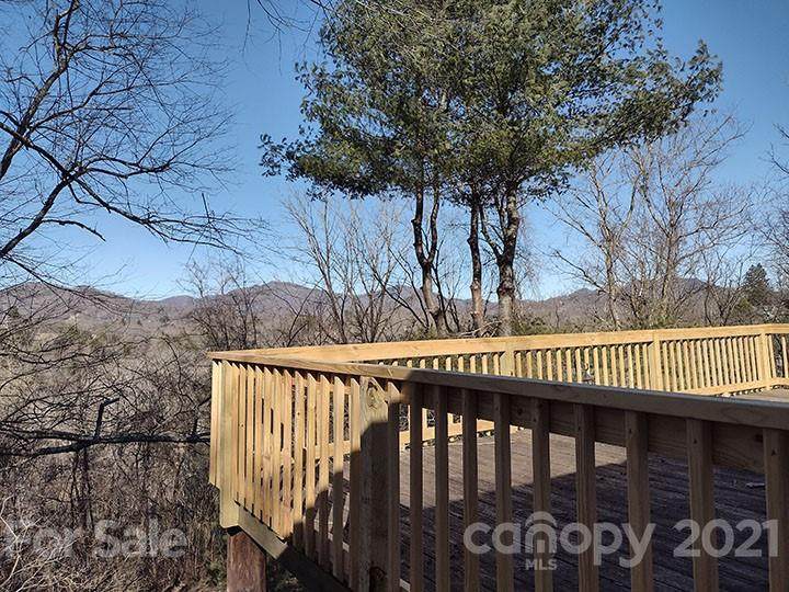 338 Circle Drive - Photo 1