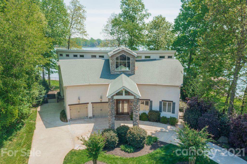 183 Crystal Circle - Photo 1
