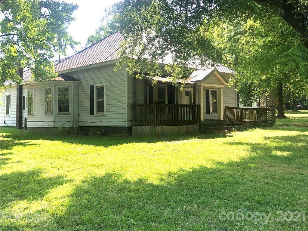 613 White Street - Photo 1