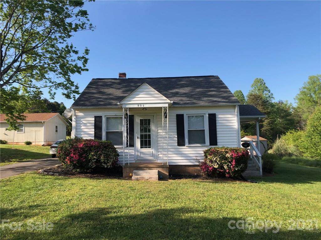 804 15th Street - Photo 1