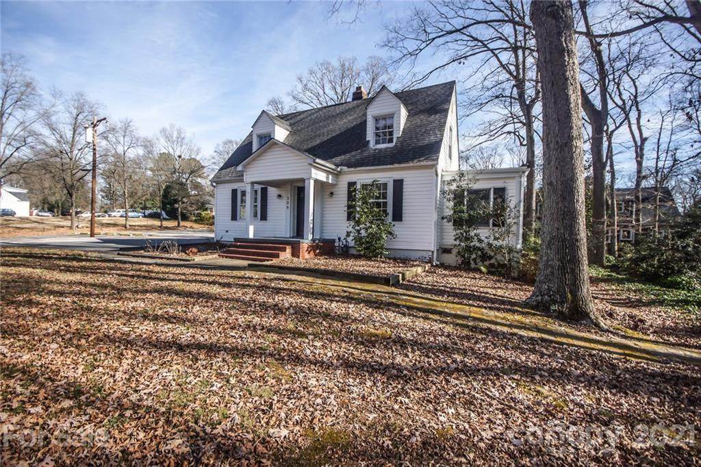 306 Cannon Boulevard - Photo 1