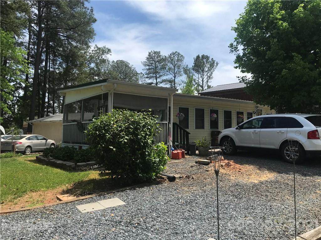 139 Hollywood Trail - Photo 1