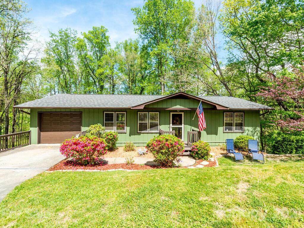 823 Sylvan Boulevard - Photo 1
