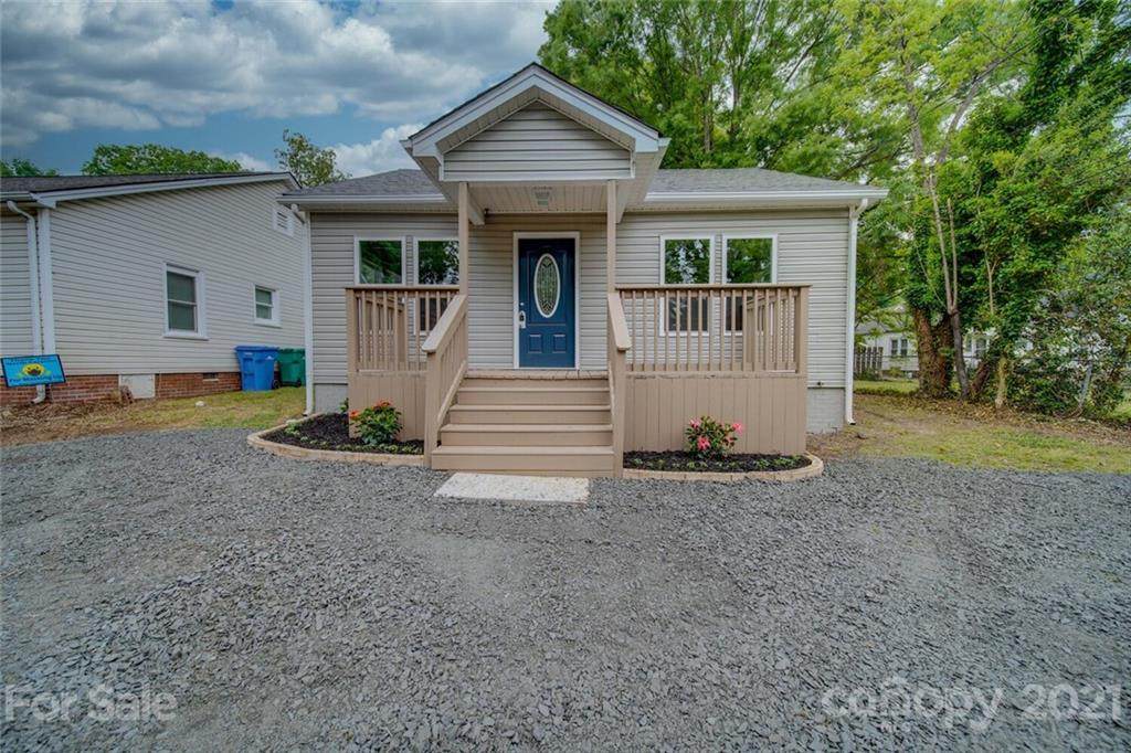 751 Brown Avenue - Photo 1