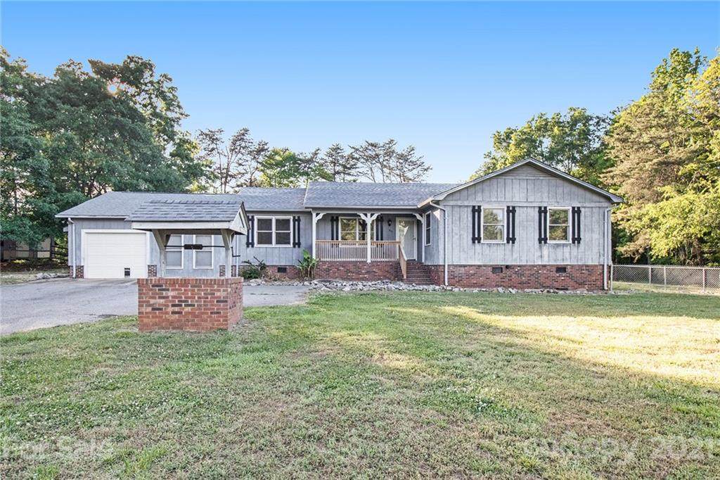 816 Spring Lake Drive - Photo 1