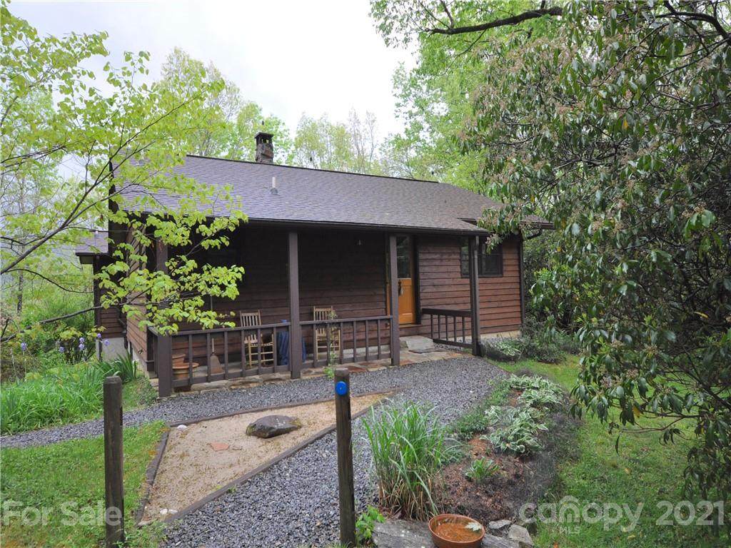 504 Katydid Lane - Photo 1
