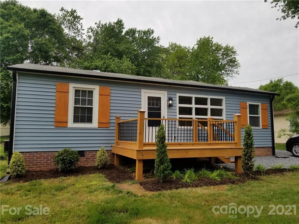 2216 Sixth Avenue - Photo 1