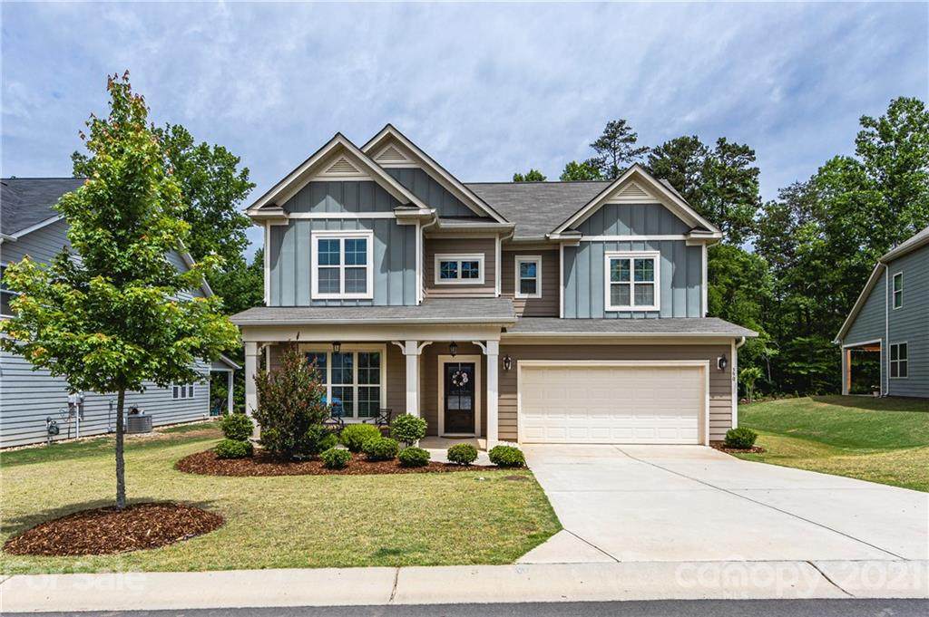 390 Broadleaf Drive - Photo 1