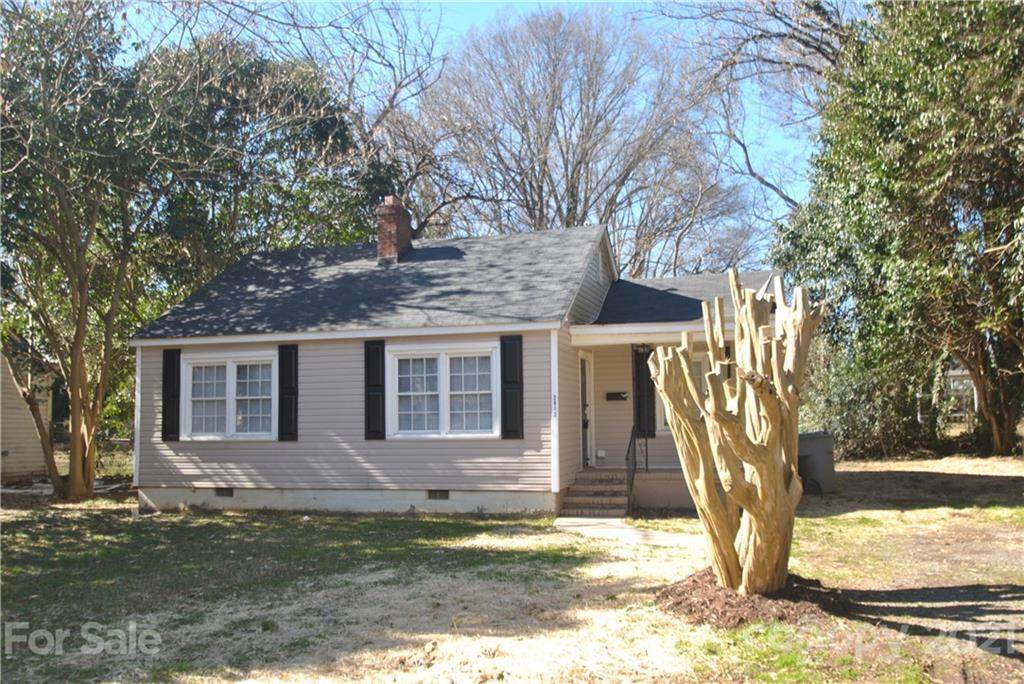 2812 Mayflower Road - Photo 1
