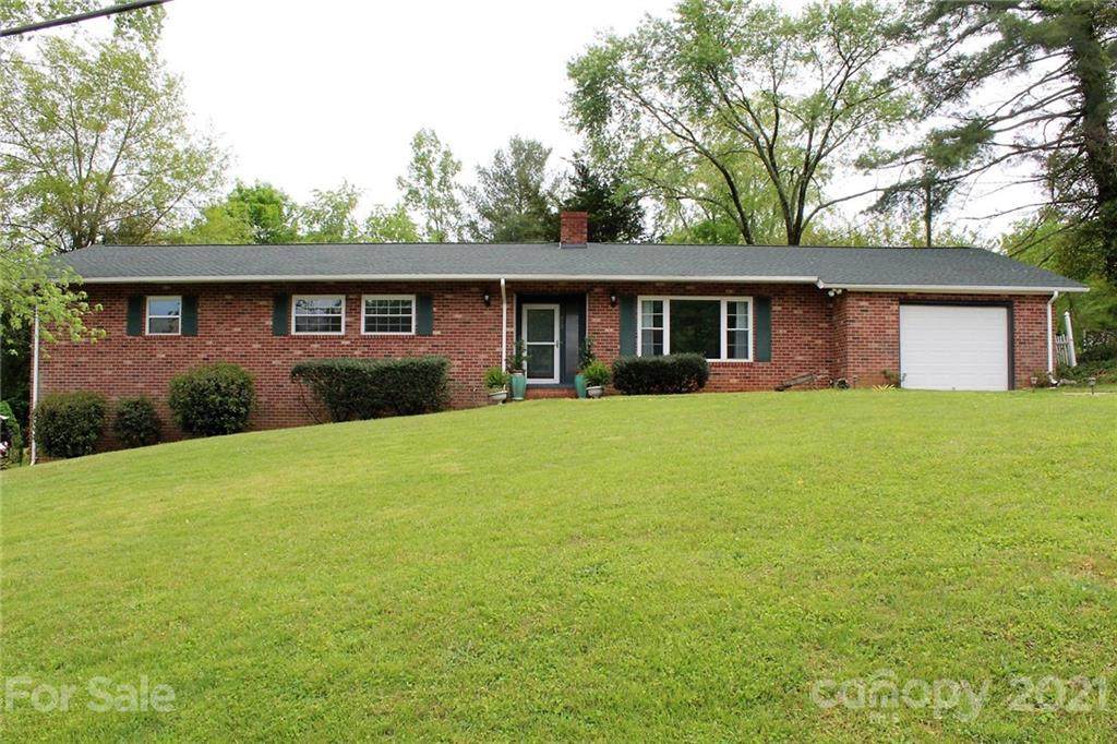 212 Pennell Street - Photo 1