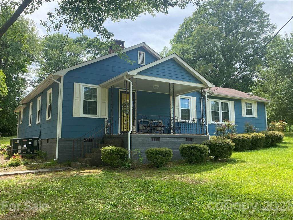 1488 Kings Circle - Photo 1