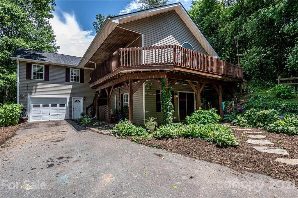 111 Lost Ridge Drive - Photo 1