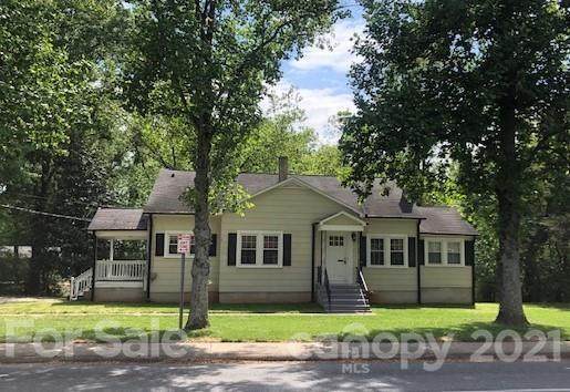 464 10th Avenue Drive - Photo 1